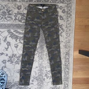 H&M Low-Rise Camo Skinny Pants